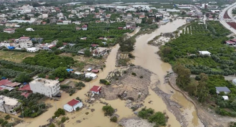 Hatayda güclü yağış sel və daşqınlara səbəb oldu – ölənlər var