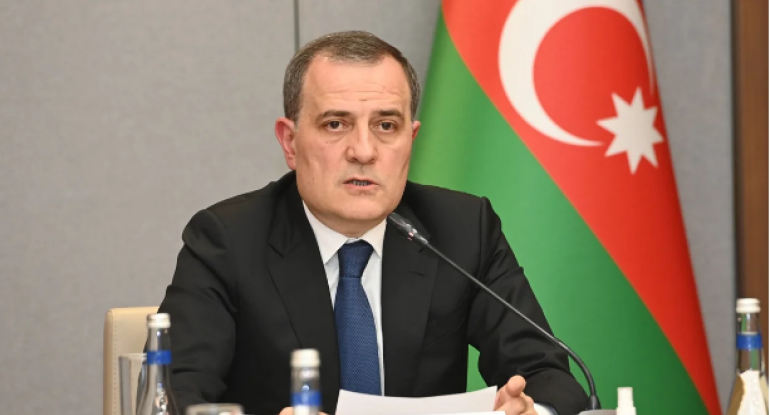 Ceyhun Bayramov Azərbaycan vətəndaşlarına münaqişə zonalarından uzaq durmalarını tövsiyə edib