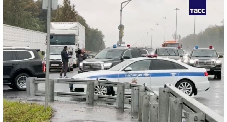 Stiv Uitkoff və Cared Kuşner Moskvadadır